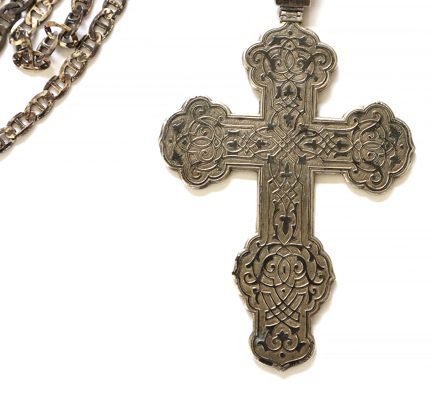 Silver and niello priest's pectoral cross. | 5248 |