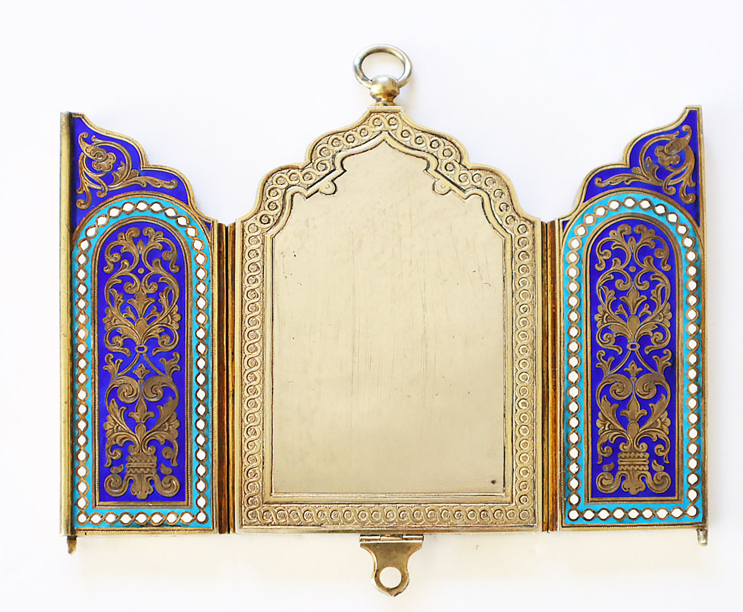 5259 | Antiques, Orthodox Russian Three-winged triptych, silver-gilt, enamel.