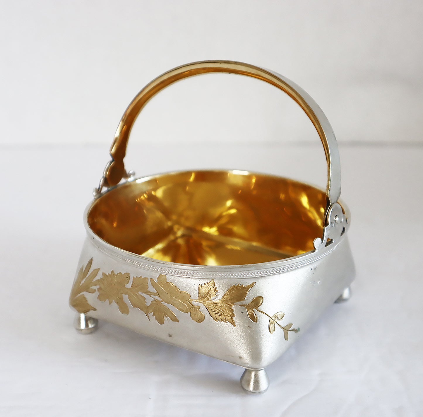 5545 | 19th Century A RUSSIAN SILVER BOWL WITH HANDLE