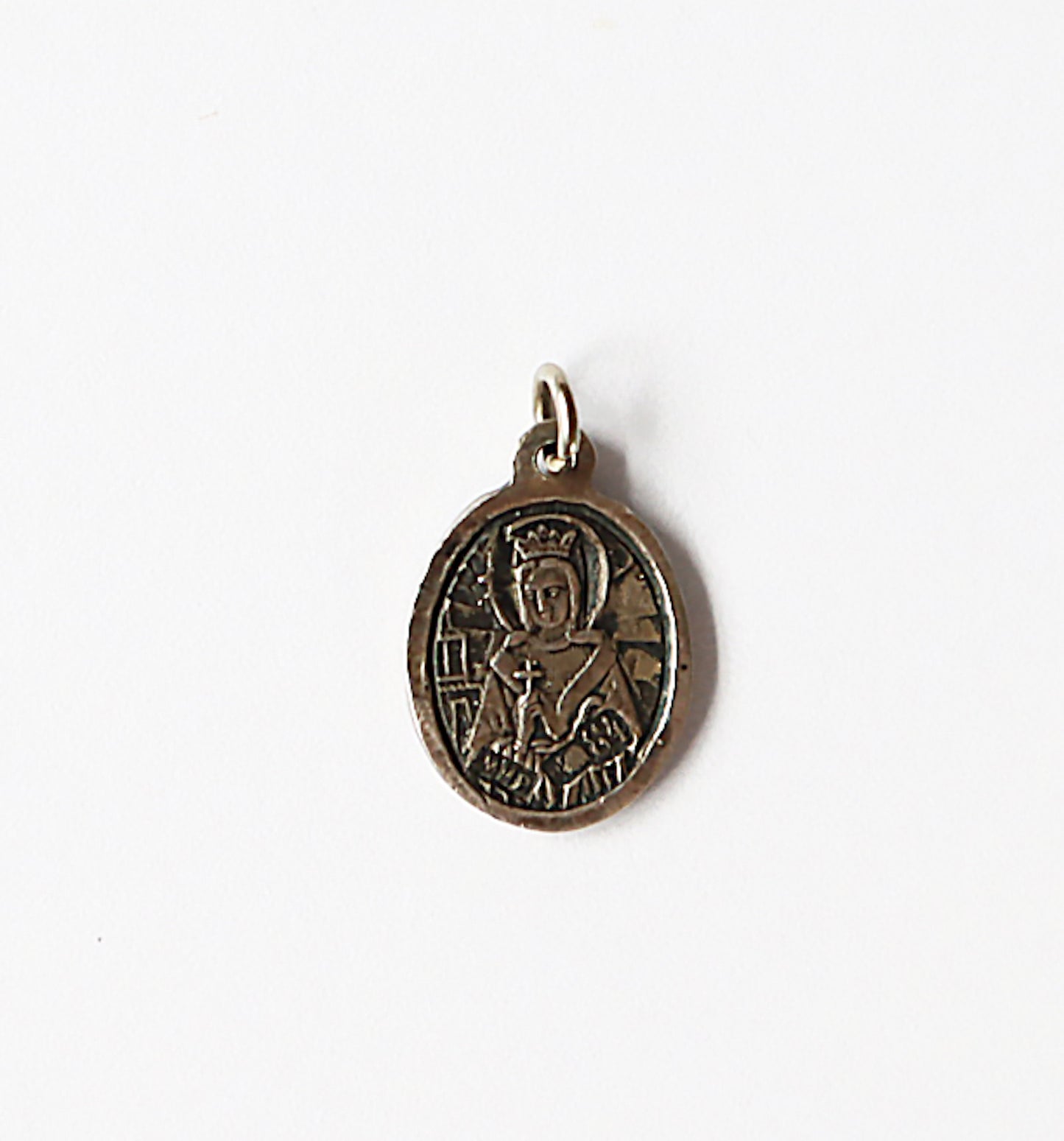 Small Icon-pendant: St. Barbara and Metropolitan Alexy and Metropolitan Jonah. | 5744 |