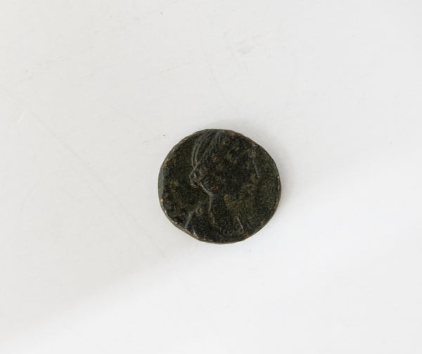 4425 | Antiquity AE. Follis Helena,Roman 327 AD, mother of Constantine the Great, later canonized, Saint Helena.