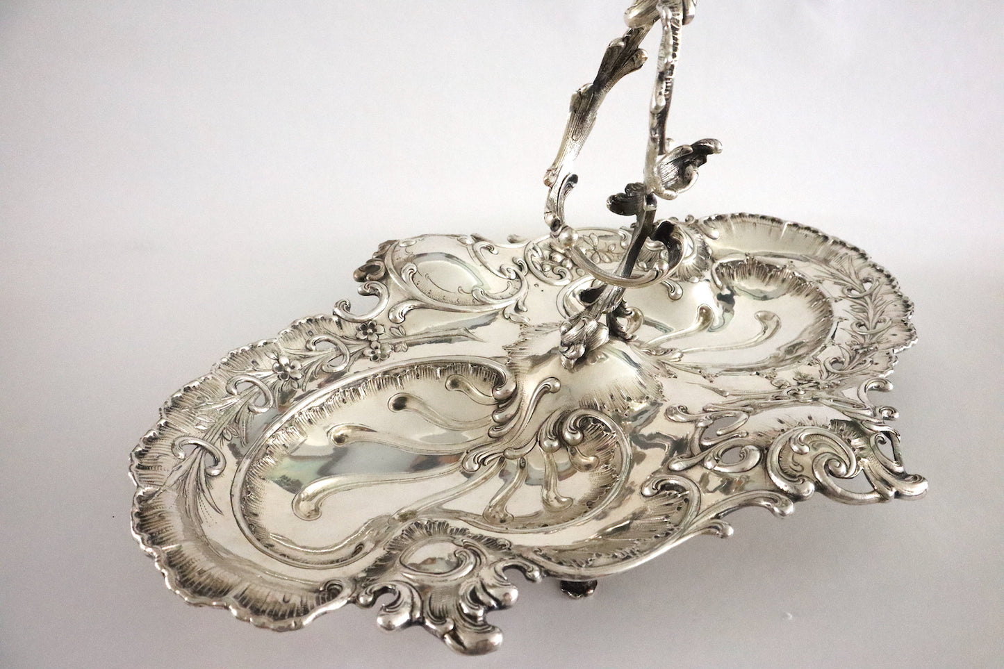 Antique AUSTRIAN 800 SILVER DOUBLE WELL CENTER BOWL | 4767 |