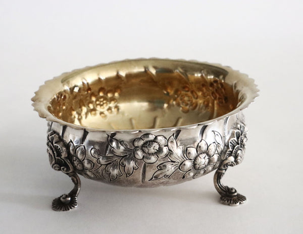 4783 | Antique An Irish Elizabeth II Silver Bowl.